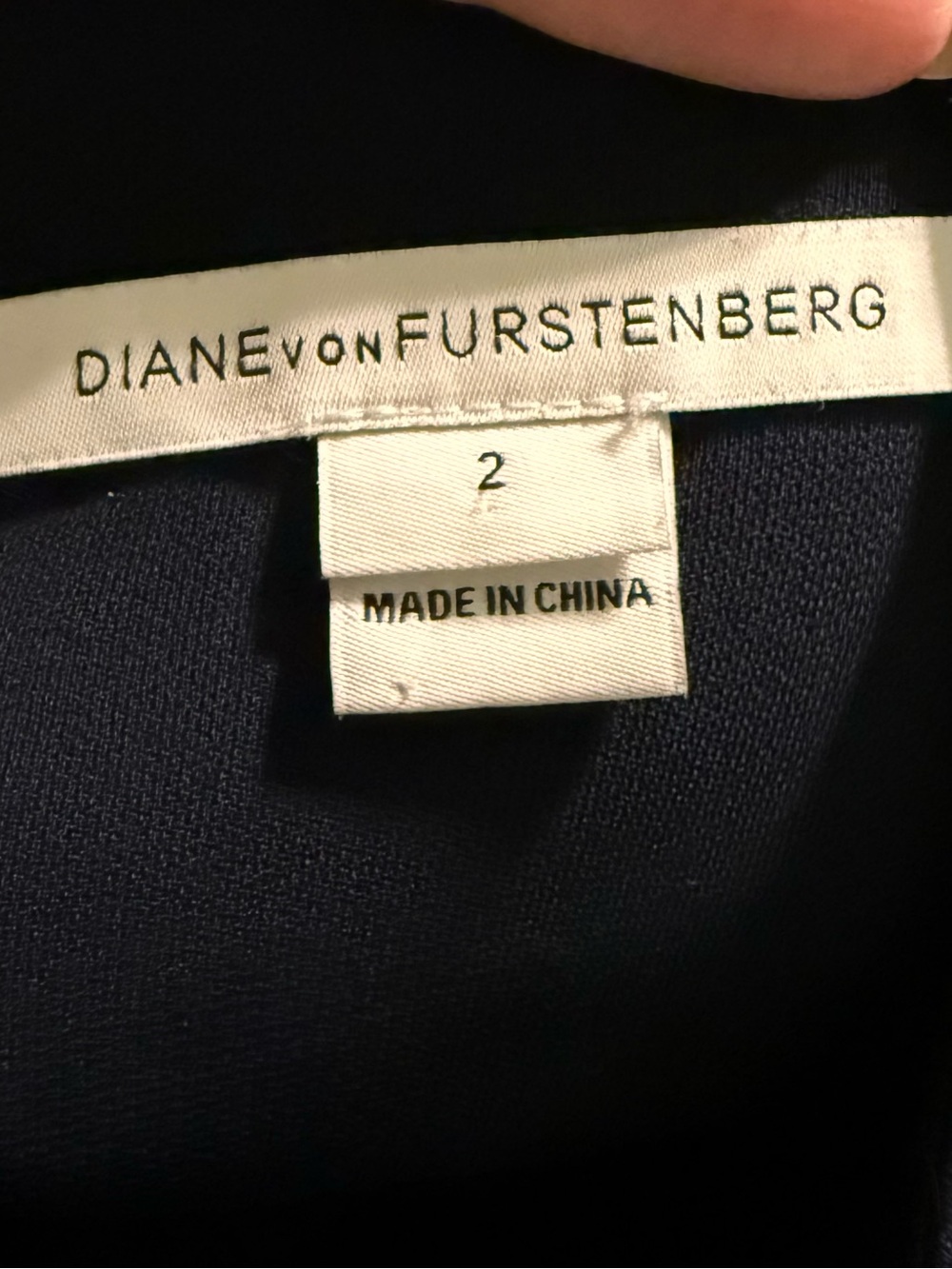Diane von Furstenberg Navy Asymmetric Drape Shift Dress Sz 2 Crepe Minimalist - Picture 6 of 8